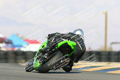 media/Feb-12-2022-SoCal Trackdays (Sat) [[3b21b94a56]]/Turn 16 (125pm)/